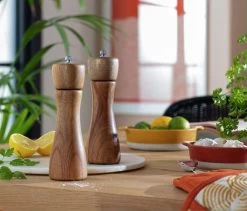 Habitat Global Wooden Salt And Pepper Grinder - Natural -Habitat 1178900 R Z001C