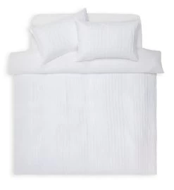 Habitat Crinkle White Bedding Set - Single 9 Habitat Crinkle White Bedding Set - Single -Habitat 1232389 R Z002A
