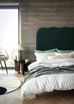 Habitat Recycled Throw - Green - 125x150cm -Habitat 1406775 R Z007C