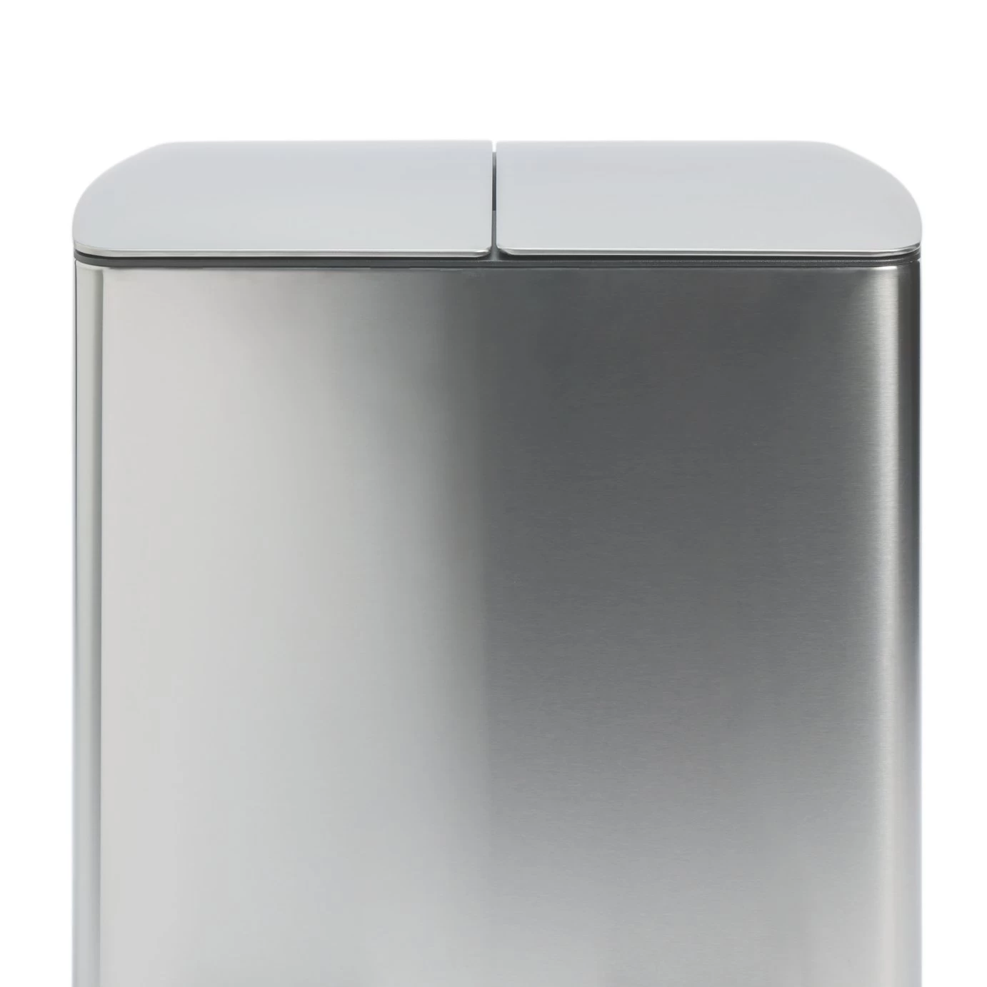 Habitat 40 Litre Twin Compartment Pedal Bin - Silver 6 Habitat 40 Litre Twin Compartment Pedal Bin - Silver - Image 4