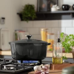 Habitat 5.3 Litre Cast Iron Casserole Dish - Black -Habitat 3065358 R Z001C