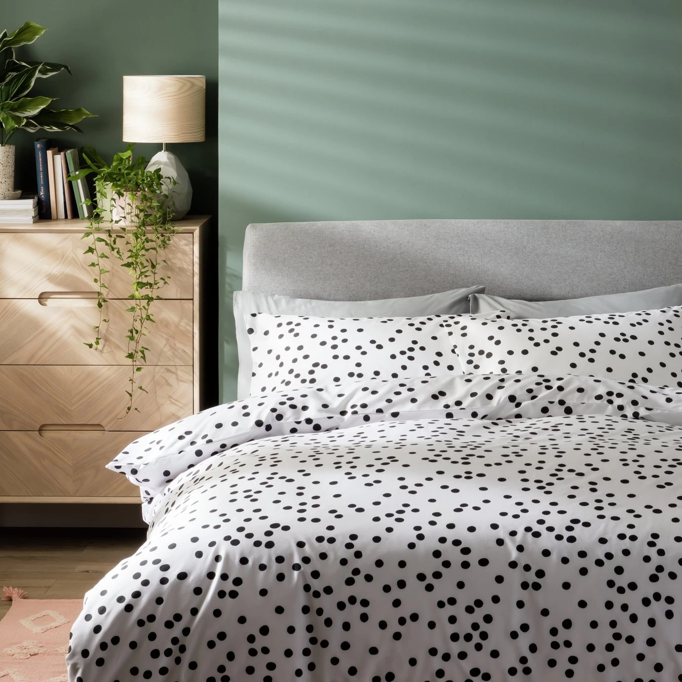 Habitat Cotton Dot Penny White & Black Bedding Set - Single 3 Habitat Cotton Dot Penny White & Black Bedding Set - Single