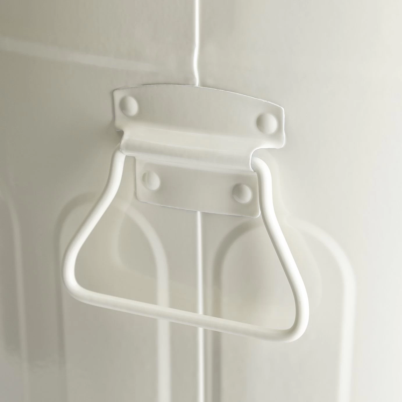 Habitat 49 Litre Trash Can Bin - Cream 5 Habitat 49 Litre Trash Can Bin - Cream - Image 3