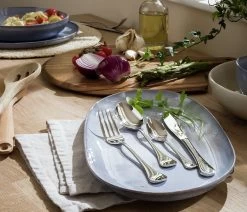 Habitat Evora 16 Piece Stainless Steel Cutlery Set - Mirror 5 Habitat Evora 16 Piece Stainless Steel Cutlery Set - Mirror -Habitat 9321481 R Z001C