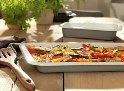 Habitat Set Of 2 Enamel Oven Tray Roaster Set -Habitat 9340462 R Z001C