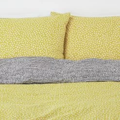 Habitat Betsy Yellow & White Reversible Bedding Set - Single -Habitat 9378623 R Z005A