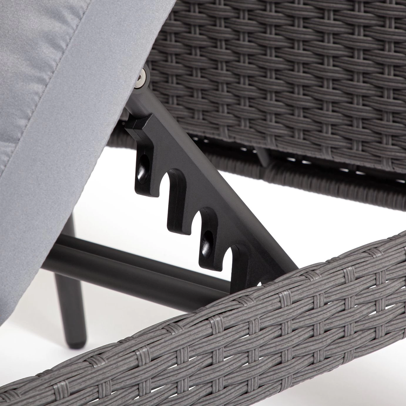 Habitat 5 Seater Rattan Effect Garden Corner Sofa Set - Grey 9 Habitat 5 Seater Rattan Effect Garden Corner Sofa Set - Grey - Image 7