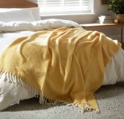 Habitat Country Hideaway Woven Throw - Mustard - 125X150cm -Habitat 9422177 R Z001C