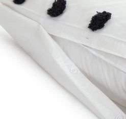 Habitat Cotton Tufted Spot White & Black Bedding Set -Single -Habitat 9560651 R Z004A