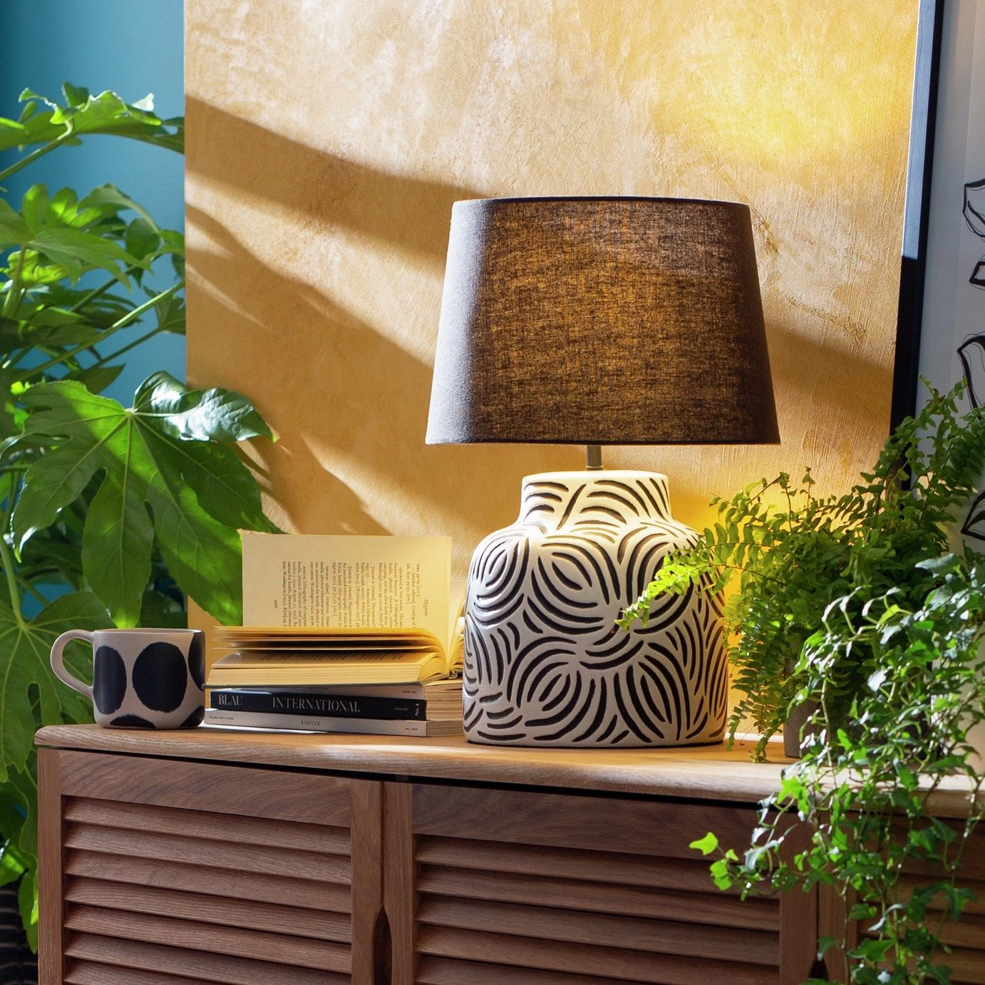 Habitat Lynx Brush Stroke Ceramic Table Lamp - Black & White 3 Habitat Lynx Brush Stroke Ceramic Table Lamp - Black & White