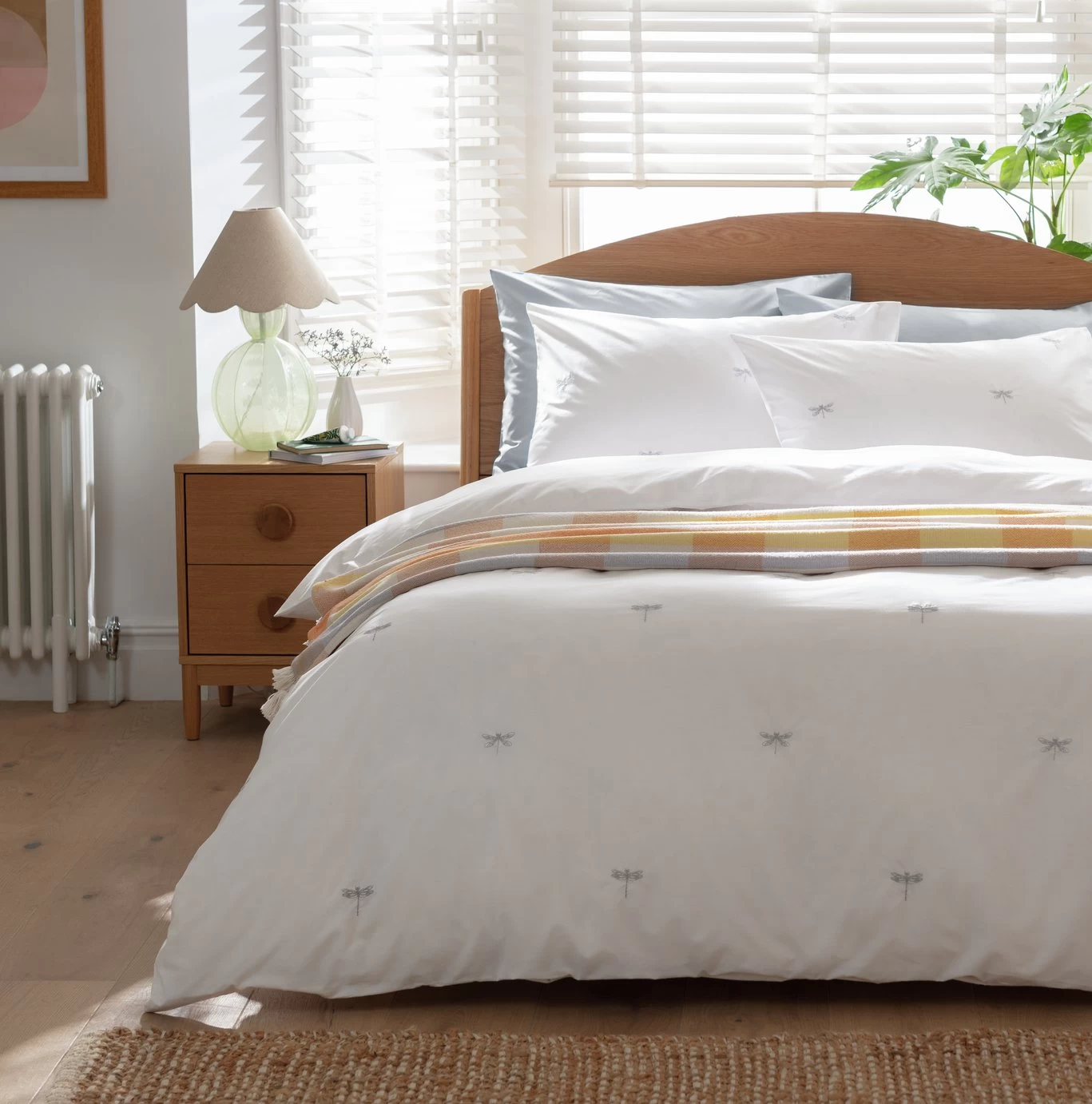 Habitat Dragonfly Embroidered White Bedding Set - Single 3 Habitat Dragonfly Embroidered White Bedding Set - Single