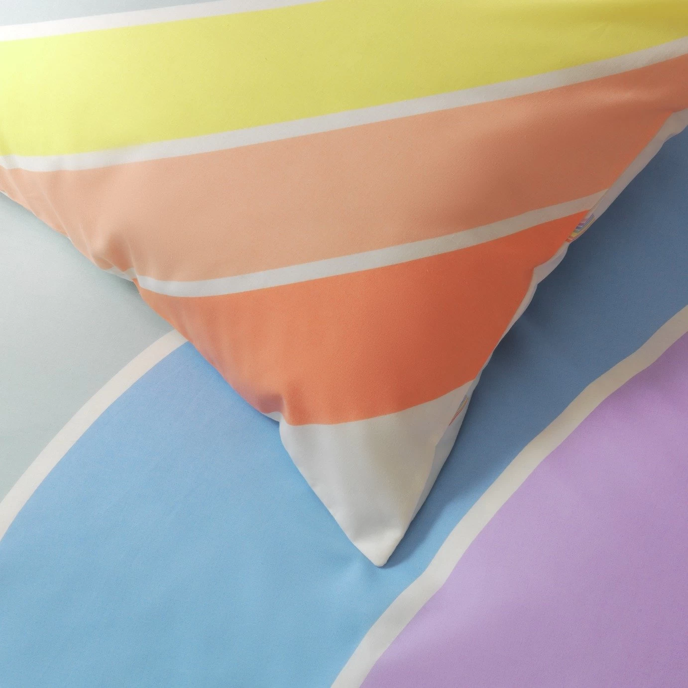 Habitat Kids Rainbow Panel Multicolour Bedding Set - Toddler 6 Habitat Kids Rainbow Panel Multicolour Bedding Set - Toddler - Image 4